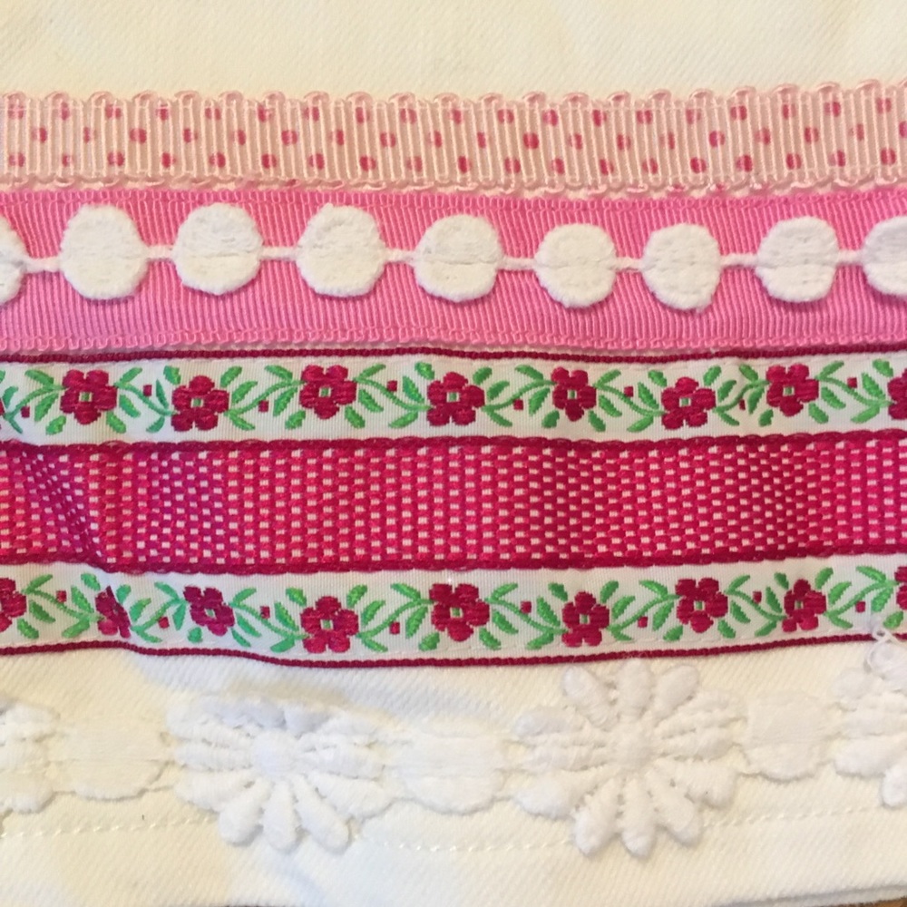 Vintage Lilly Pulitzer White Denim mini skirt Pink Grosgrain Ribbon Trim size 12 - Picture 3 of 5